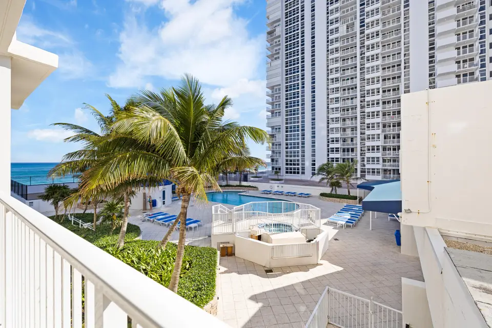 1360 S Ocean Boulevard 403, Pompano Beach, FL 33062