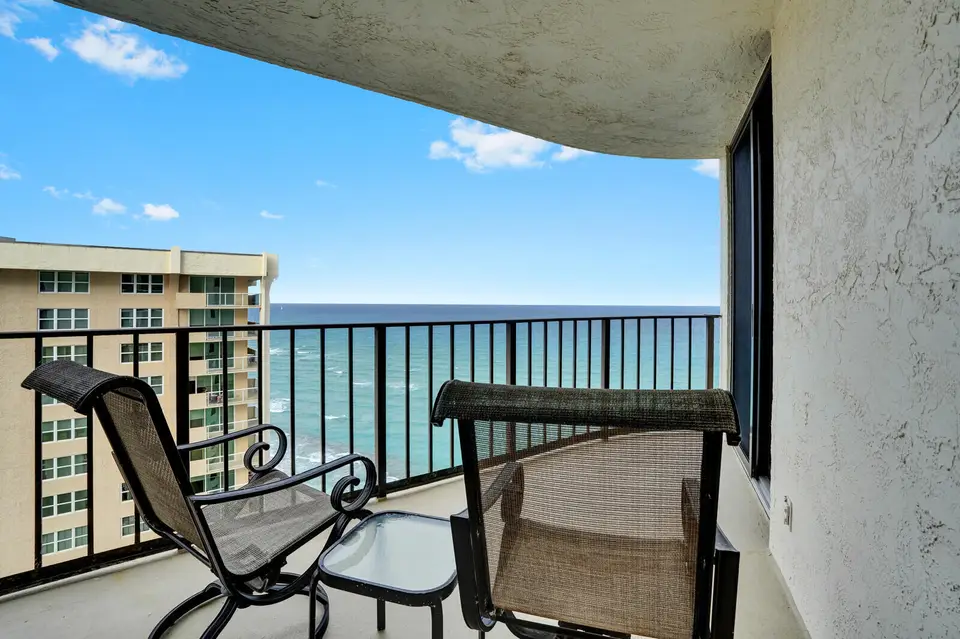 5420 N Ocean Drive 1803, Singer Island, FL 33404