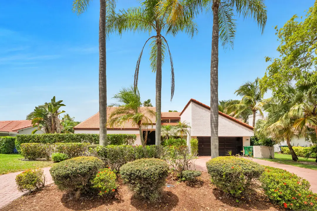 5040 NW 88th Ln-2
