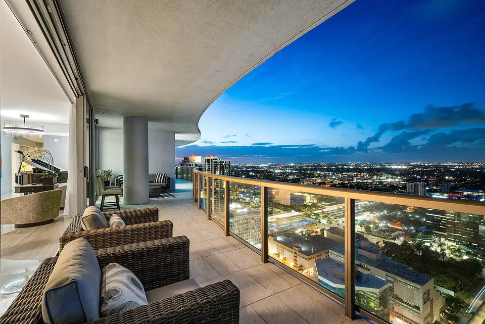 100 E Las Olas Boulevard 4301, Fort Lauderdale, FL 33301