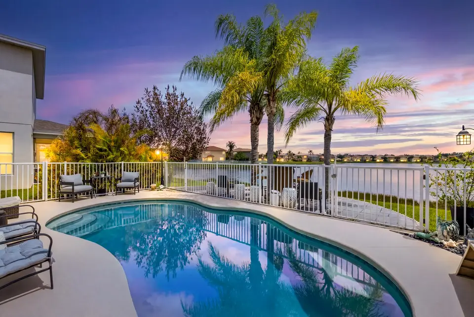 707 NW Leonardo Circle, Port St. Lucie, FL 34986