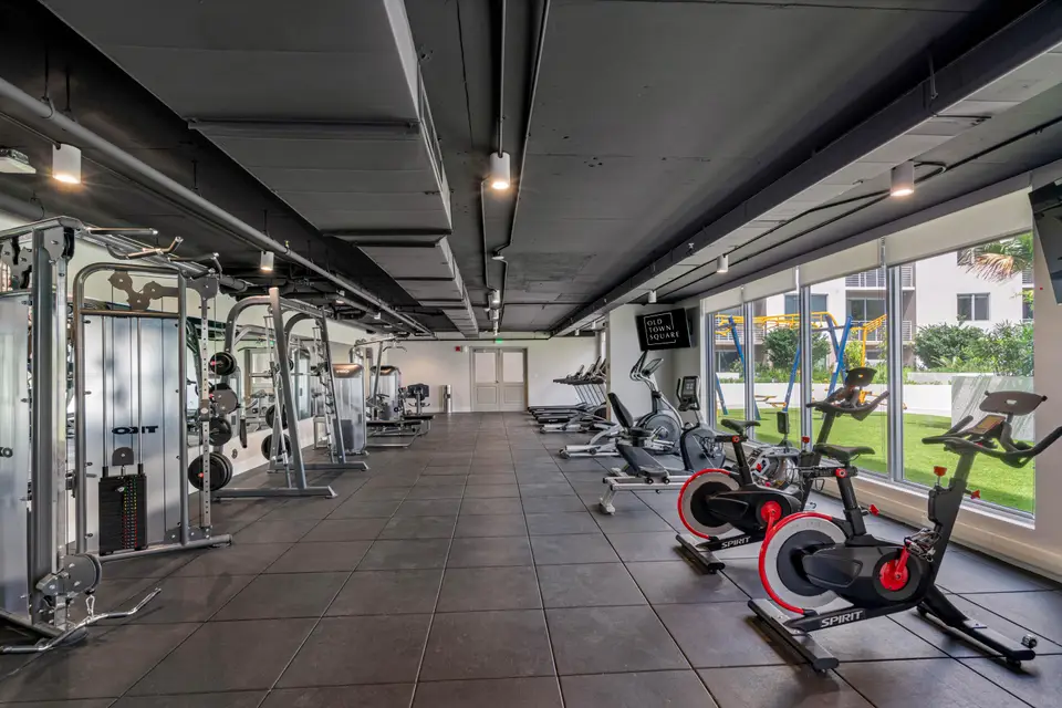 200 NE 1st Avenue 527, Pompano Beach, FL 33060