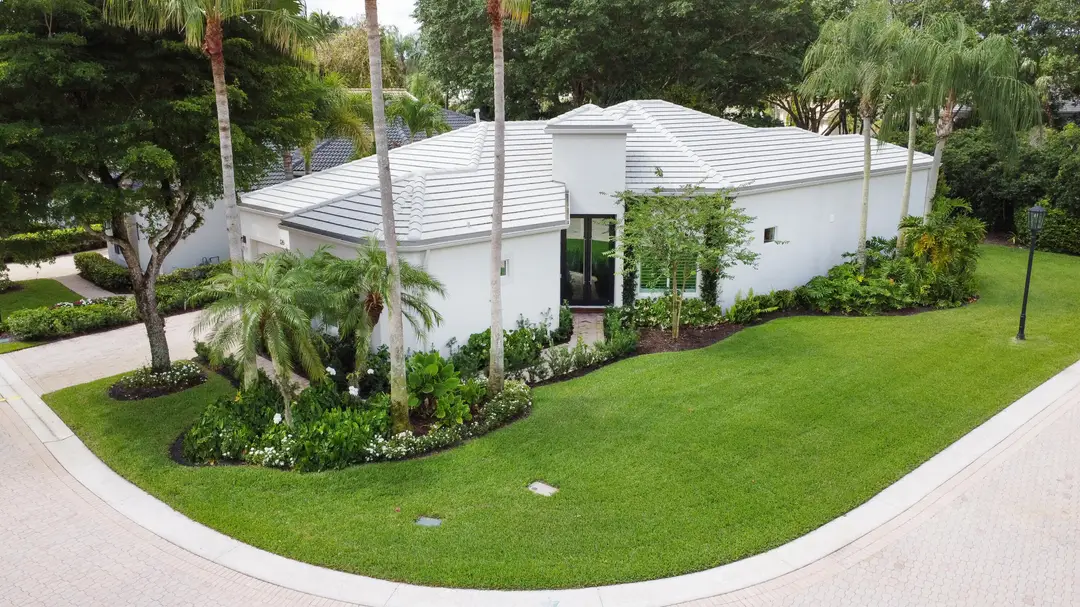 CURB APPEAL