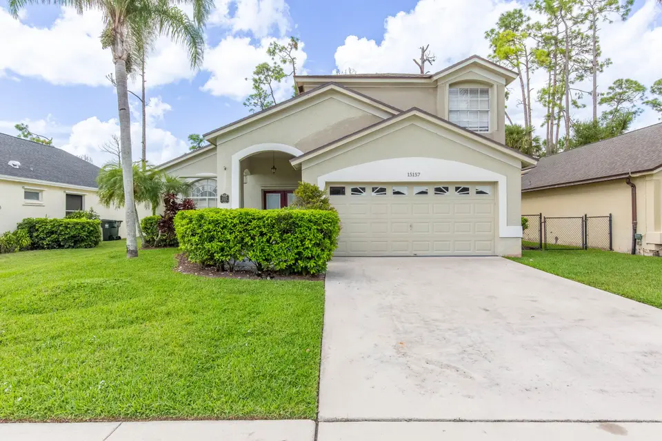 15157 Oak Chase Court, Wellington, FL 33414