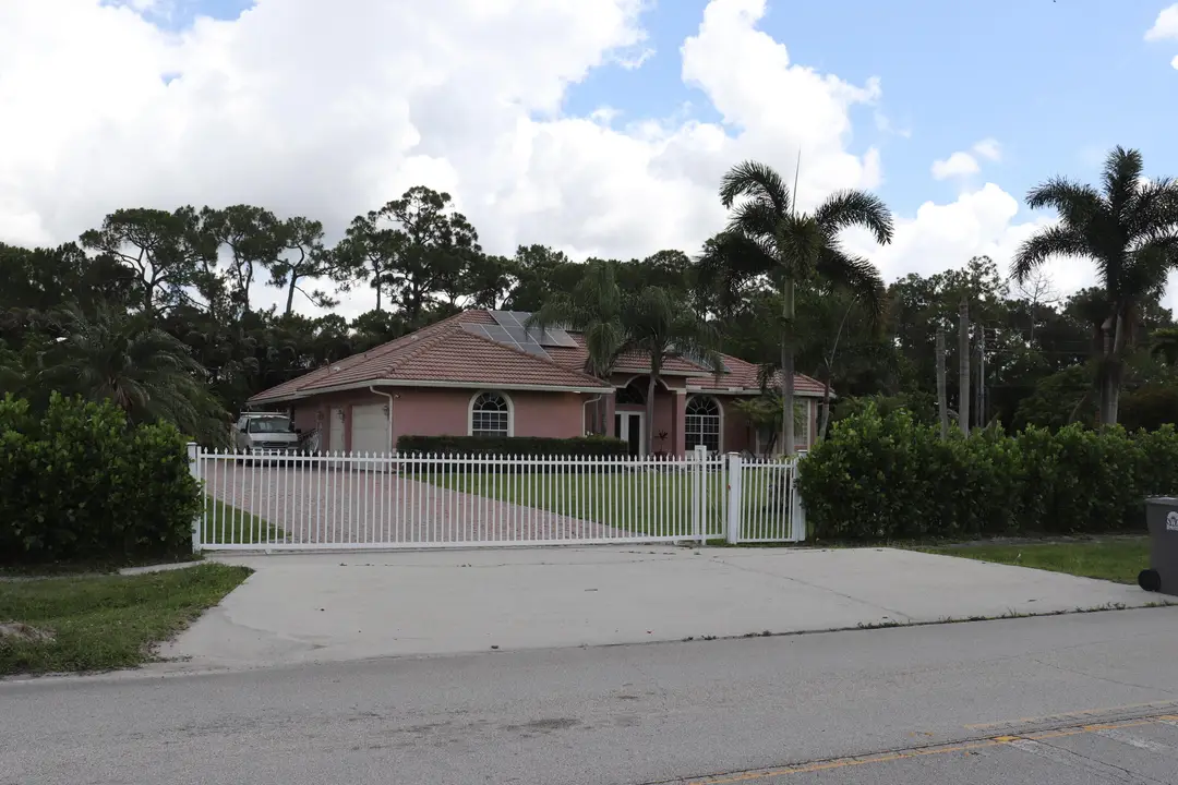 FRONT SOUTH