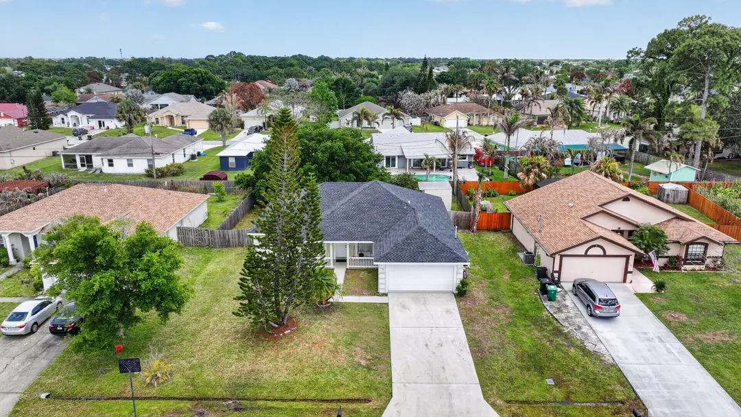 2979 SW Moody Terrace, Port St. Lucie, FL 34953