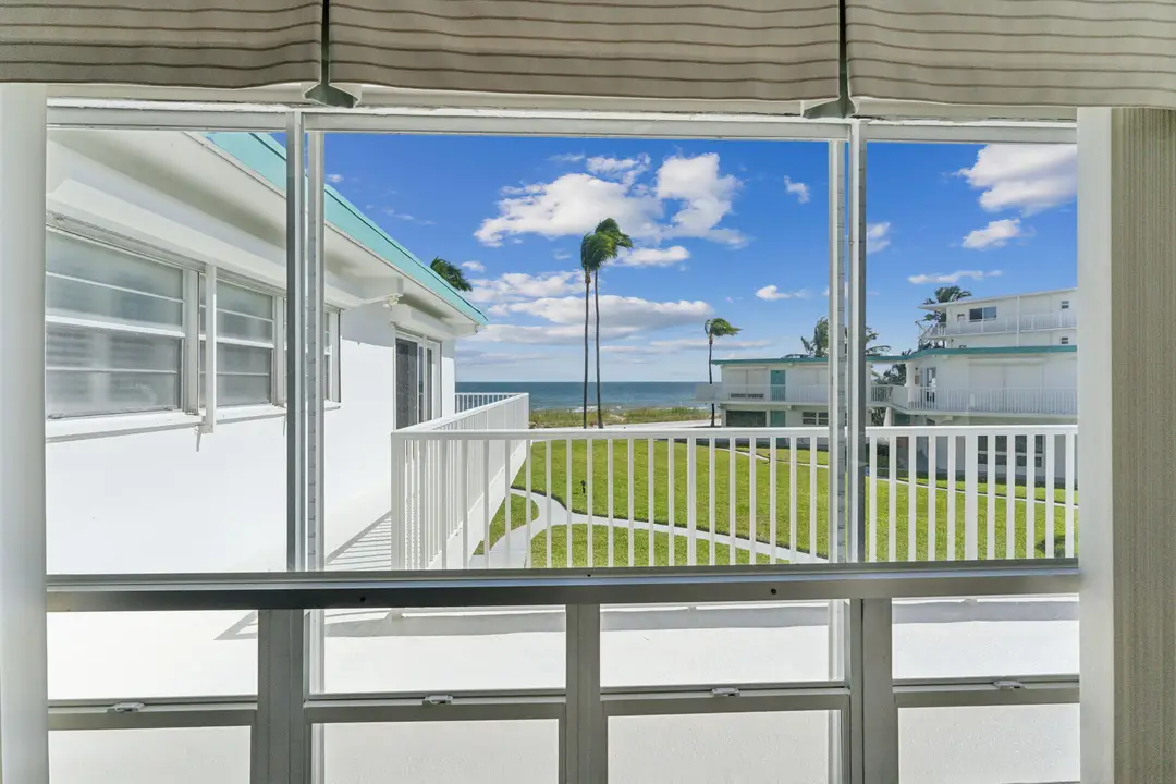 1470 S Ocean Boulevard 1002, Lauderdale-By-The-Sea, FL 33062