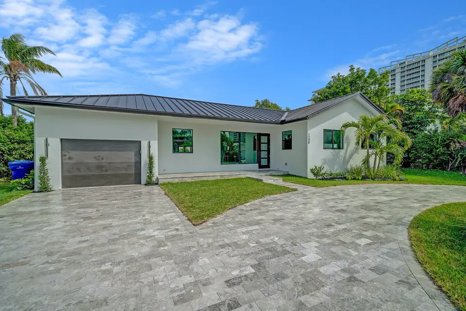 1248 N Harbor Drive, Singer Island, FL 33404