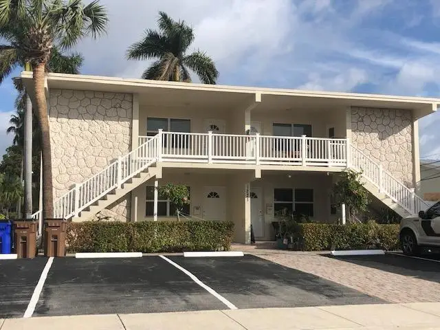 1221 SE 3rd Street 4, Deerfield Beach, FL 33441