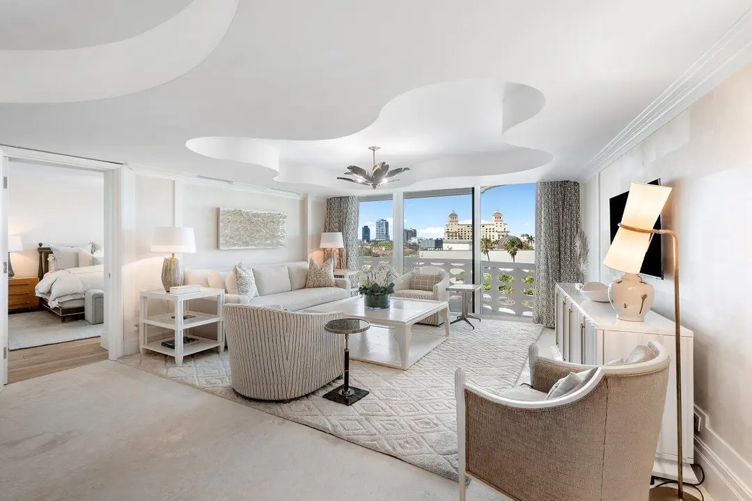 130 Sunrise Avenue 616, Palm Beach, FL 33480