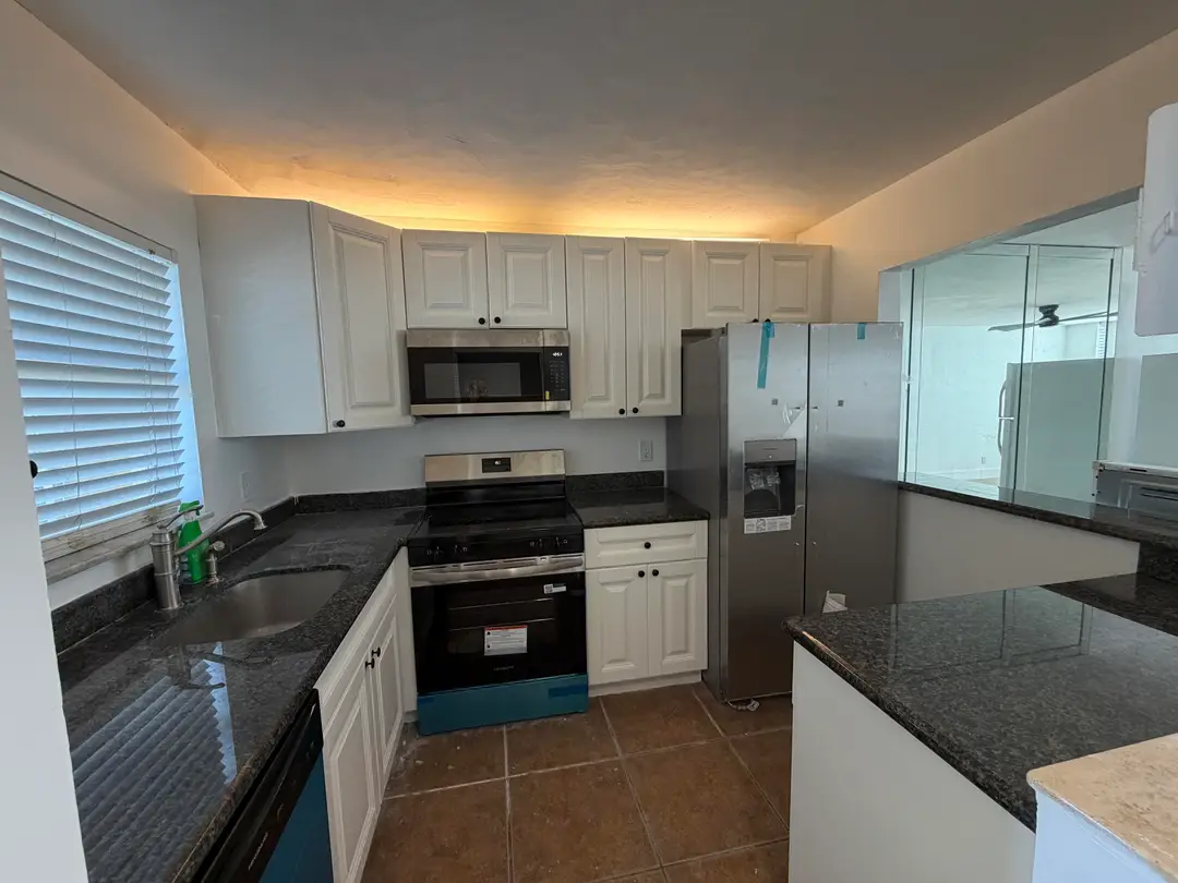 9949 kitchen