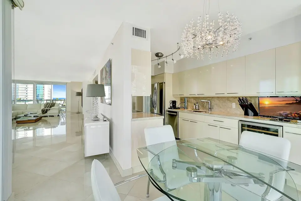 16400 Collins Avenue 641, Sunny Isles Beach, FL 33160