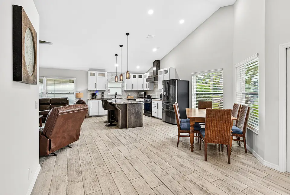 7876 Lake Champlain Court, Delray Beach, FL 33446
