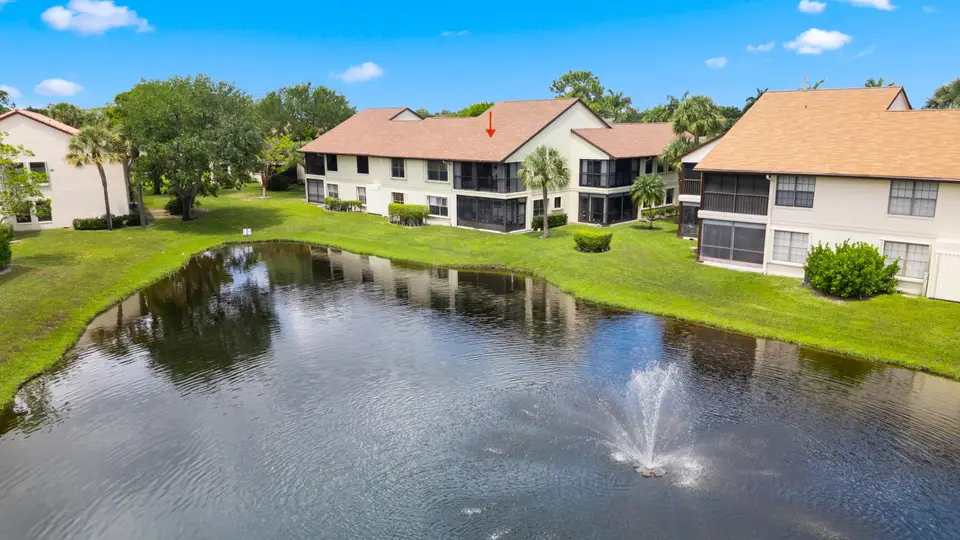 3327 Jog Park Drive 4022, Greenacres, FL 33467