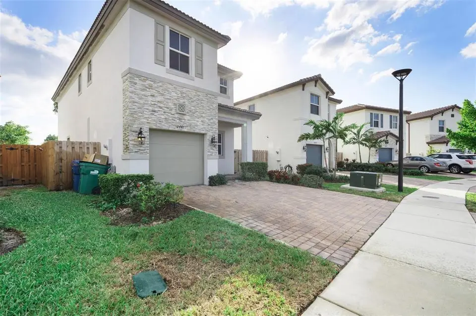 2441 NW 131st Circle 2441, Miami, FL 33167