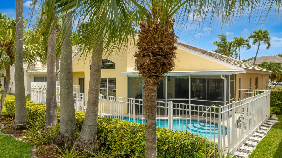 5535 NW 54th Circle, Coconut Creek, FL 33073