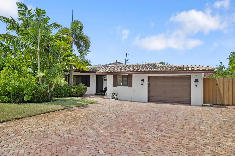 3211 Seaward Drive, Lauderdale-By-The-Sea, FL 33062