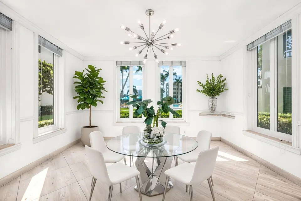100 SE 5th Avenue 107, Boca Raton, FL 33432