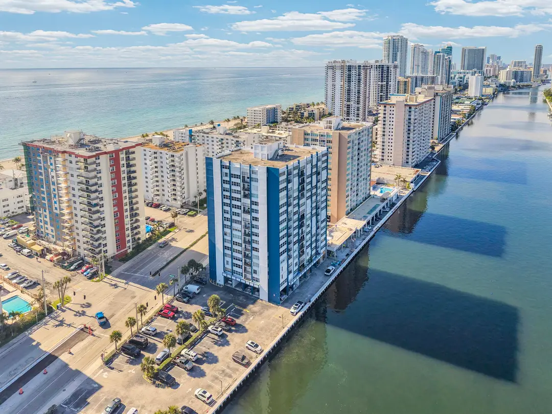 1400 S Ocean Drive 1702, Hollywood, FL 33019