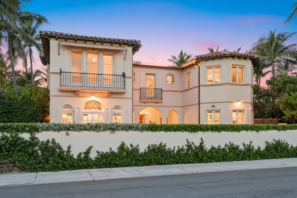 240 N Ocean Boulevard, Palm Beach, FL 33480