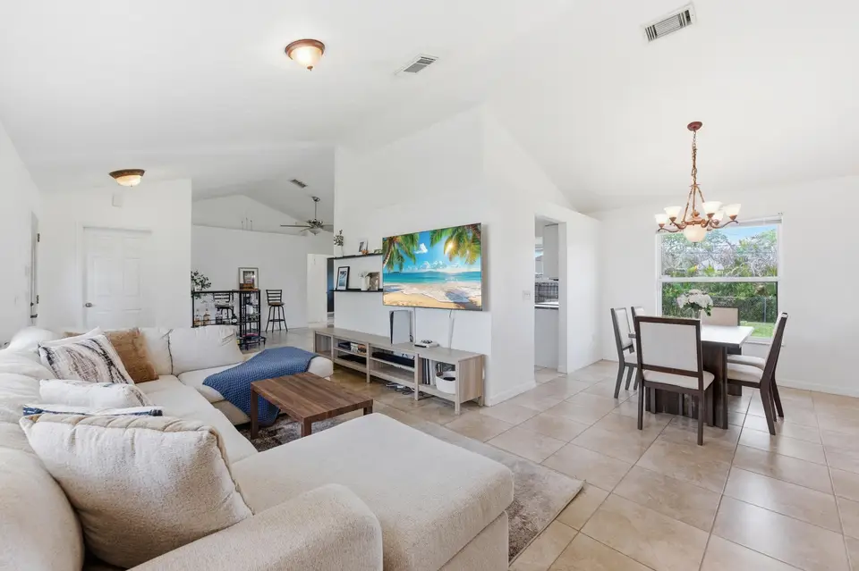 390 SE Cork Road, Port St. Lucie, FL 34984
