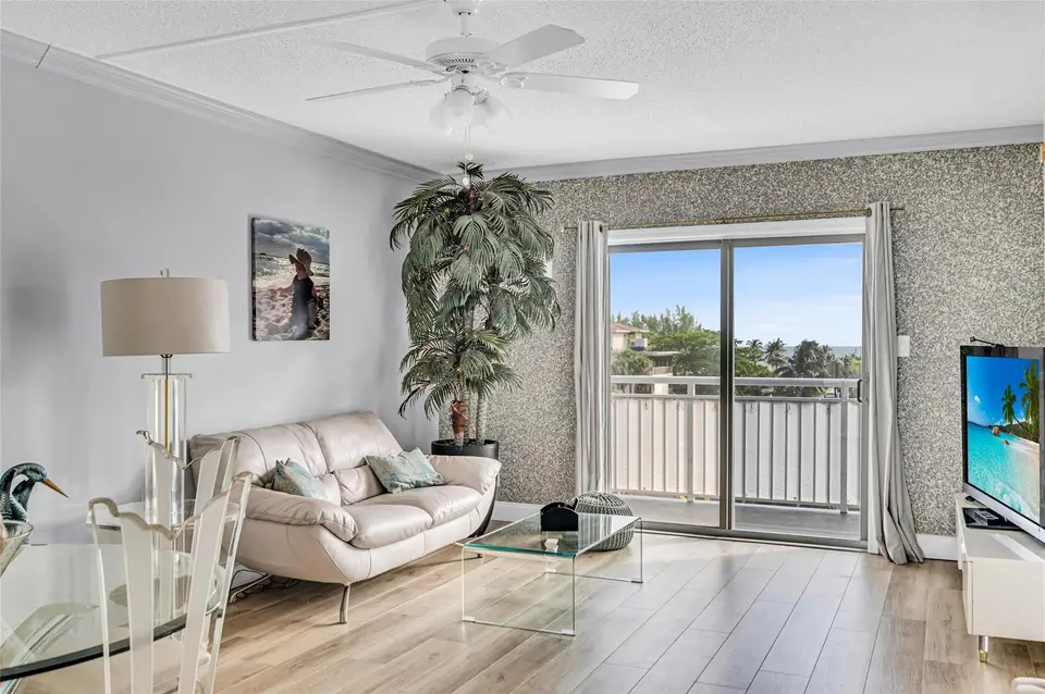 720 Orton Avenue 505, Fort Lauderdale, FL 33304