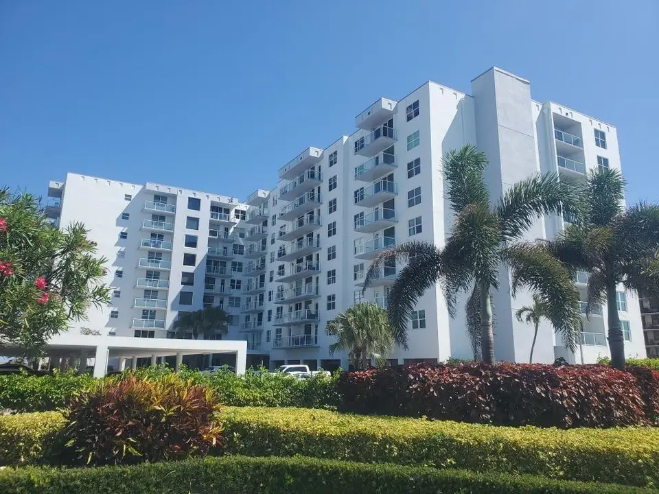 3450 S Ocean Boulevard 102, Palm Beach, FL 33480