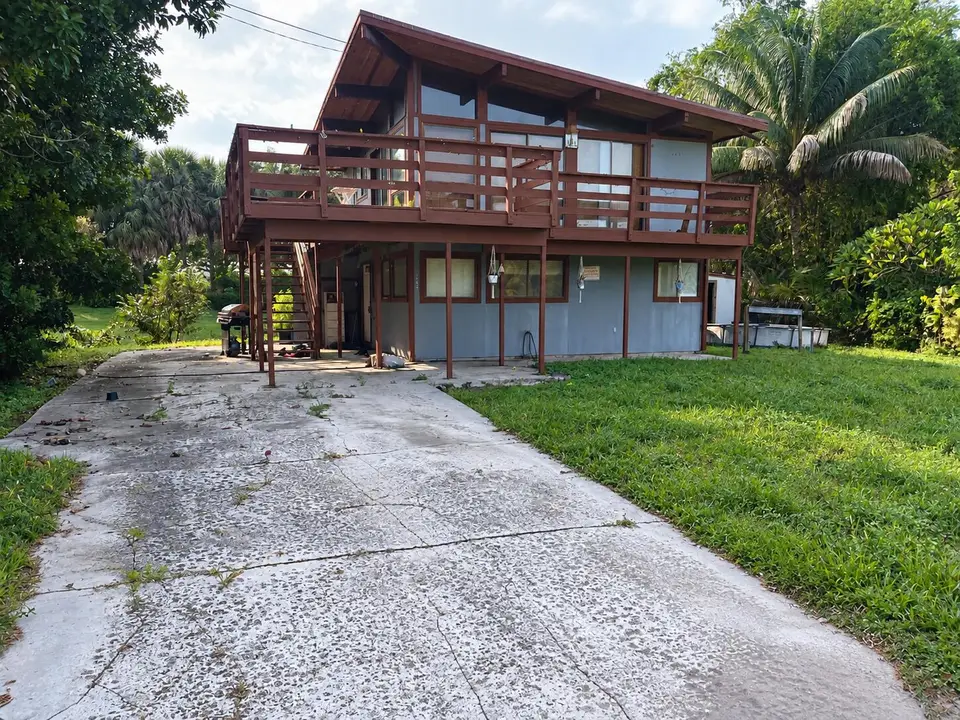 6665 Rigger Road, Lake Worth, FL 33462