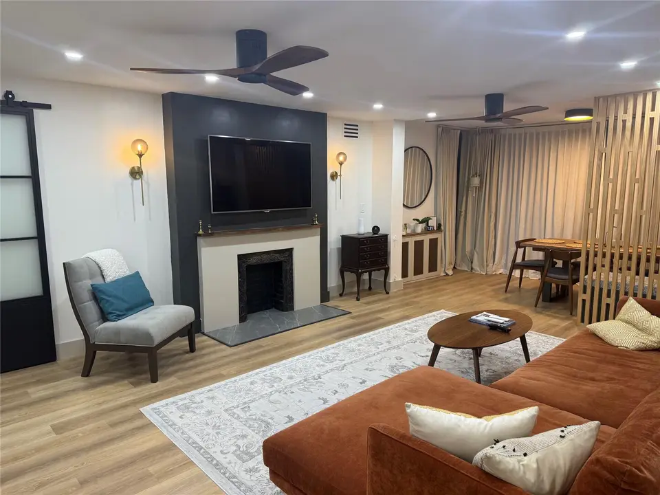 3700 Oaks Clubhouse Drive 103, Pompano Beach, FL 33069