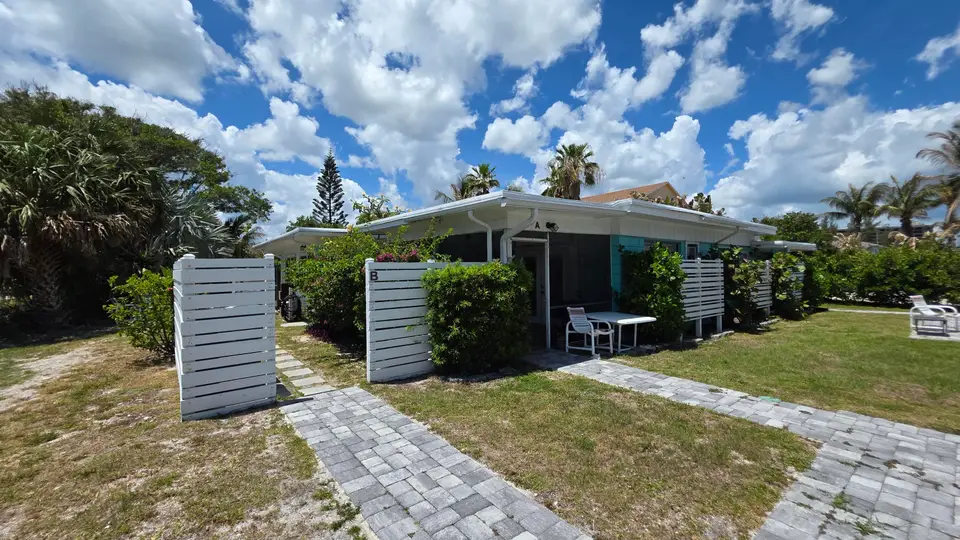 1125 S Ocean Drive B, Hutchinson Island, FL 34949