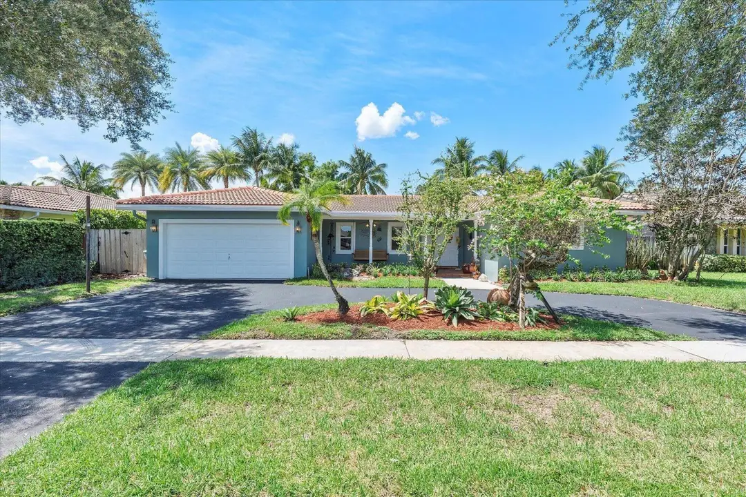 02-5101 N 36th Ct_002