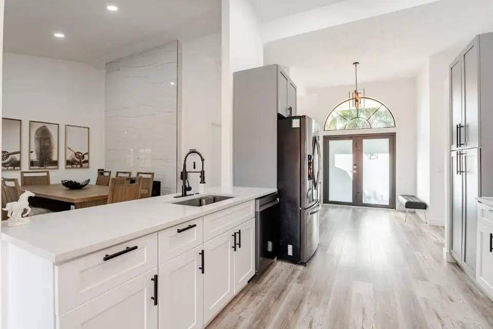 1860 Primrose Lane, Wellington, FL 33414
