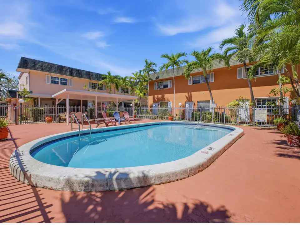 2200 Monroe Street 24, Hollywood, FL 33020