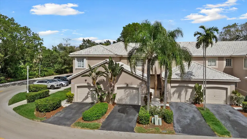 2264 Salerno Circle, Weston, FL 33327