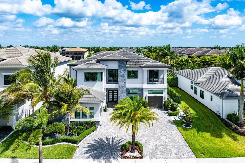 9625 Vescovato Way, Boca Raton, FL 33496