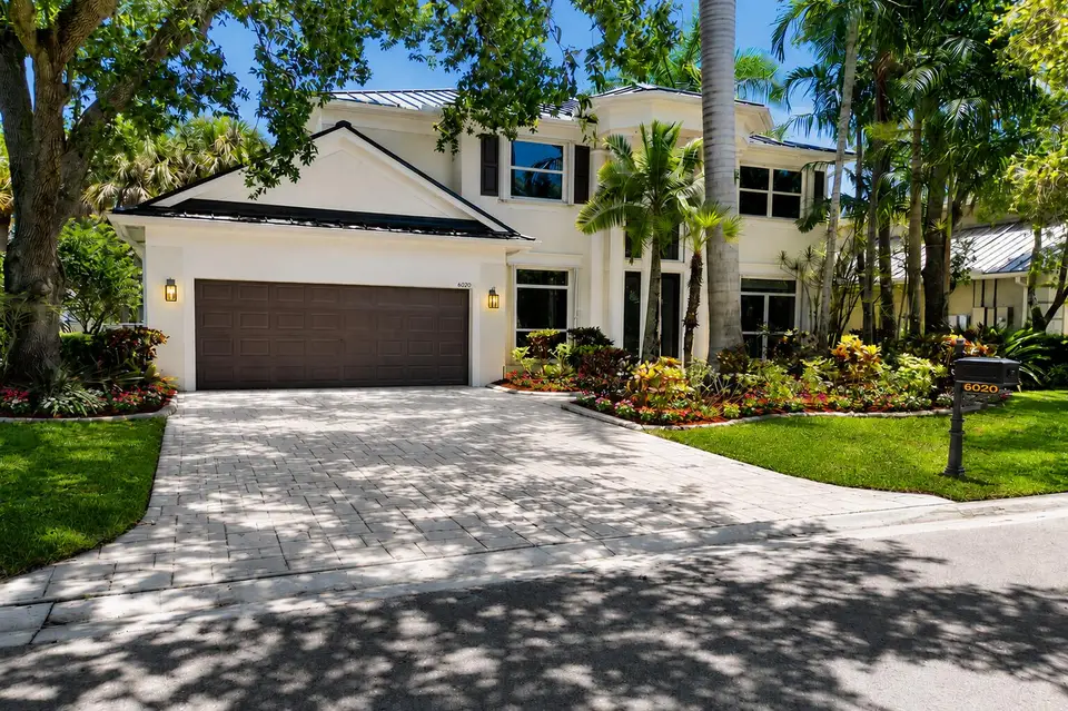 6020 NW 104th Lane, Parkland, FL 33076