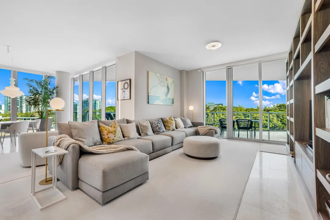 701 N Fort Lauderdale Beach Blvd-Fort La