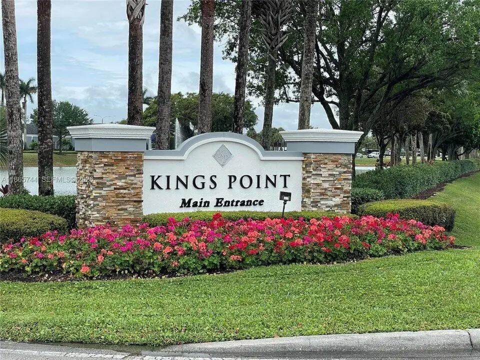318 Seville N, Delray Beach, FL 33446