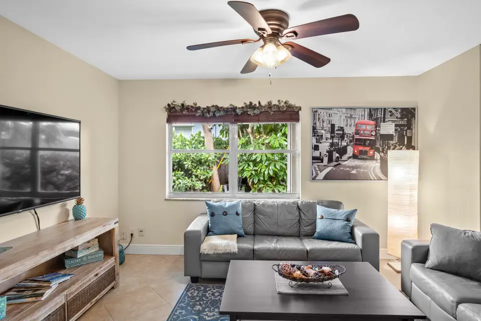 803 NE 2nd Avenue, Delray Beach, FL 33444