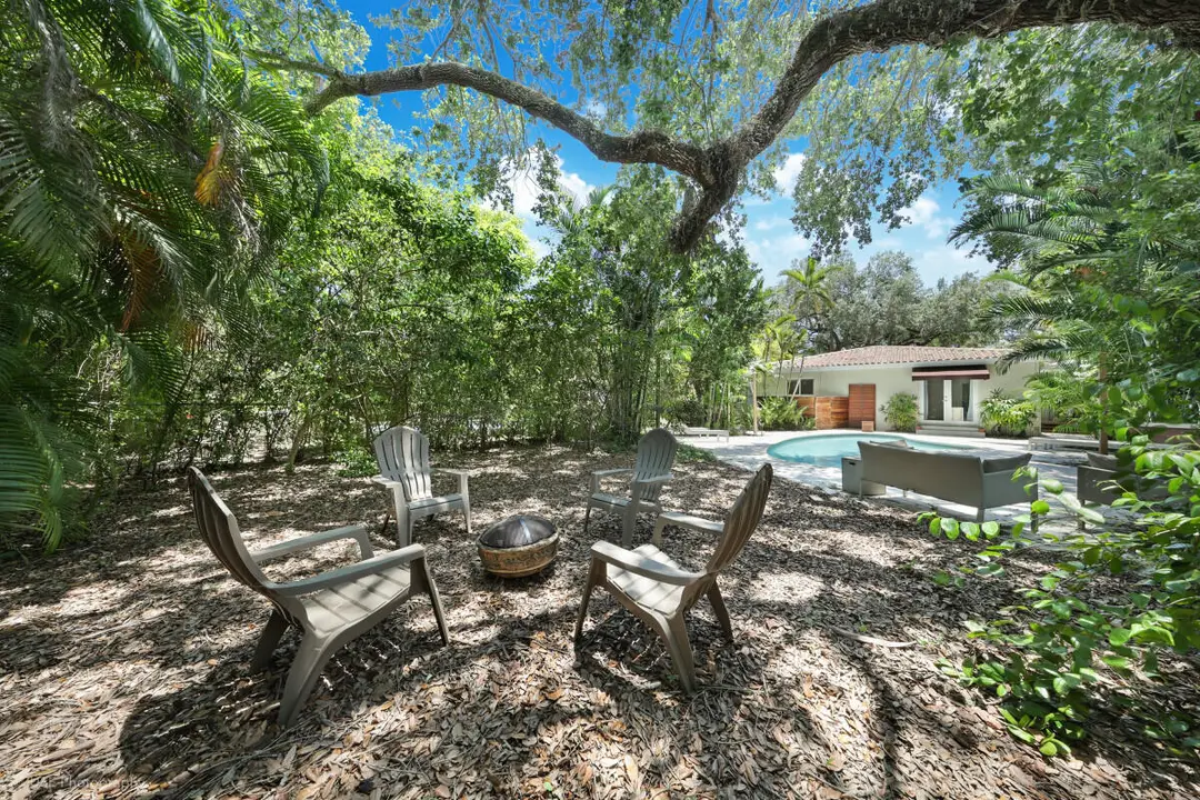 905 Sorolla Avenue, Coral Gables, FL 33134