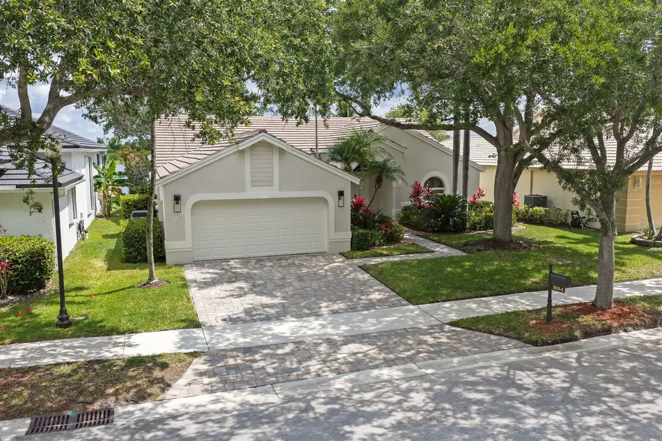 804 Heritage Drive, Weston, FL 33326