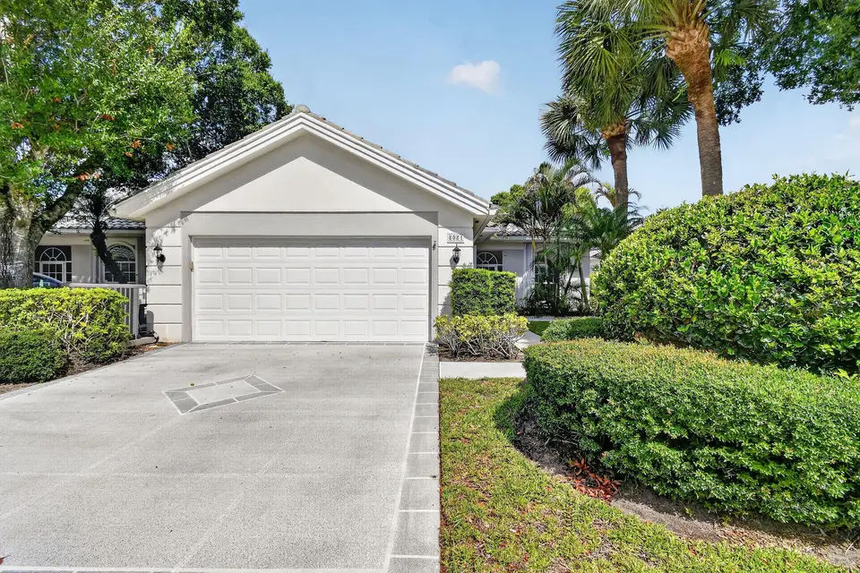 8081 SE Double Tree Drive, Hobe Sound, FL 33455