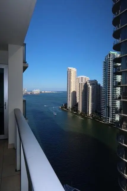 300 S Biscayne Boulevard T1902, Miami, FL 33131
