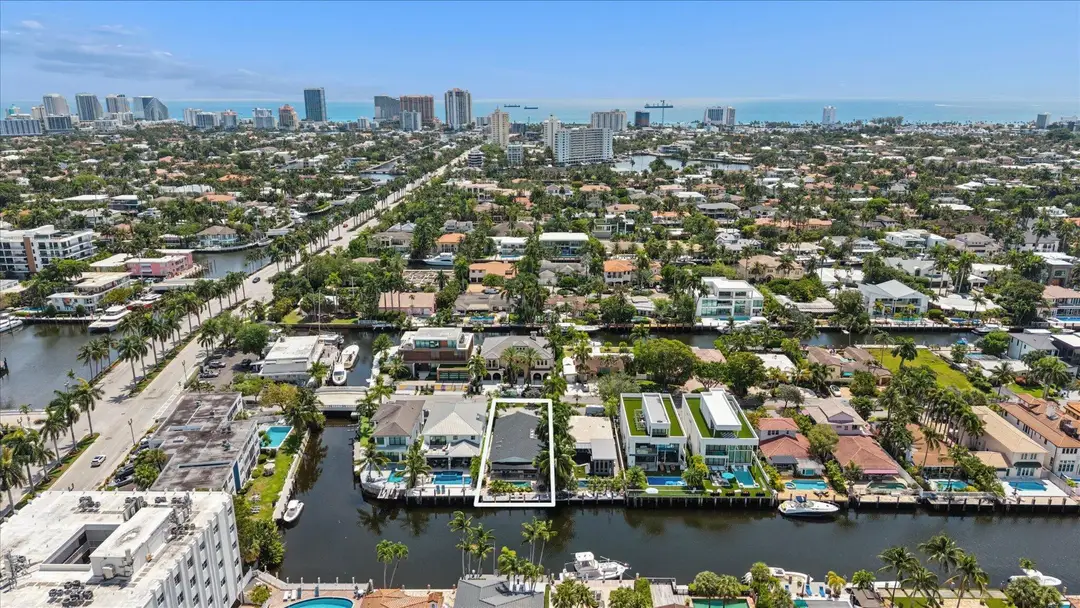 39-Bertanzetti-325 Coconut Isles Dr-39