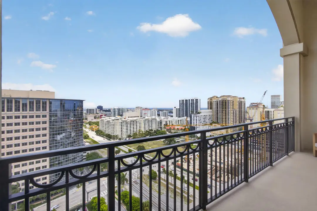 550 Okeechobee Boulevard Uph-04, West Palm Beach, FL 33401