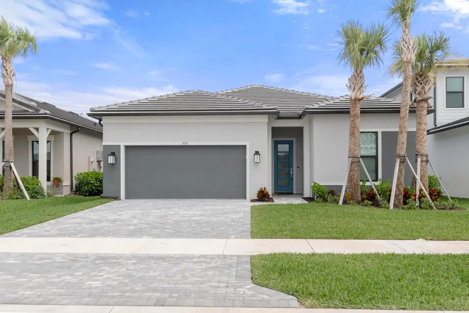 9195 Cape Honey Bee Lane Prestige 19, Lake Worth, FL 33467