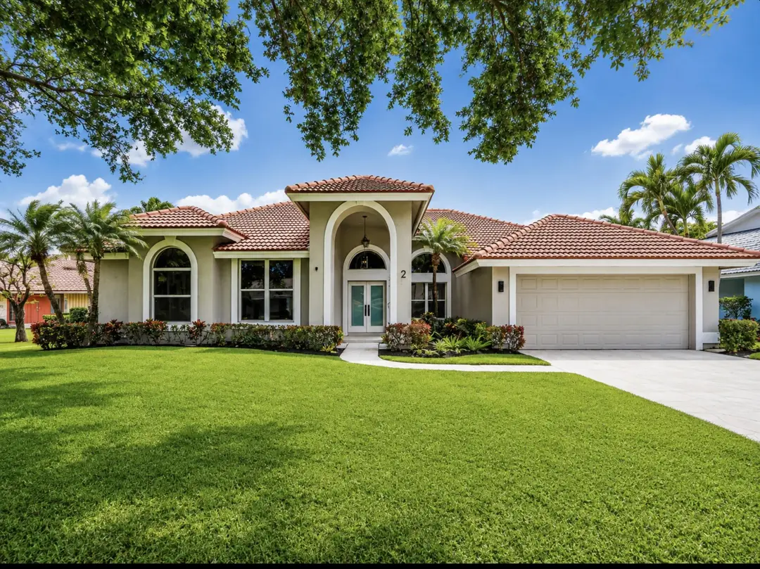 2 Old Fence Road, Palm Beach Gardens, FL 33418