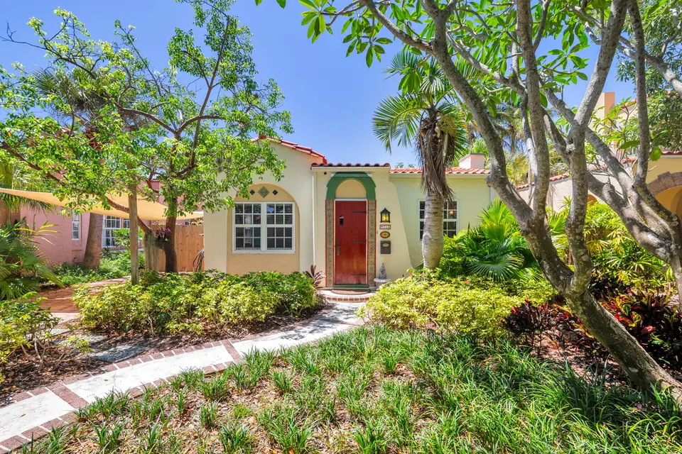 714 Sunset Road, West Palm Beach, FL 33401
