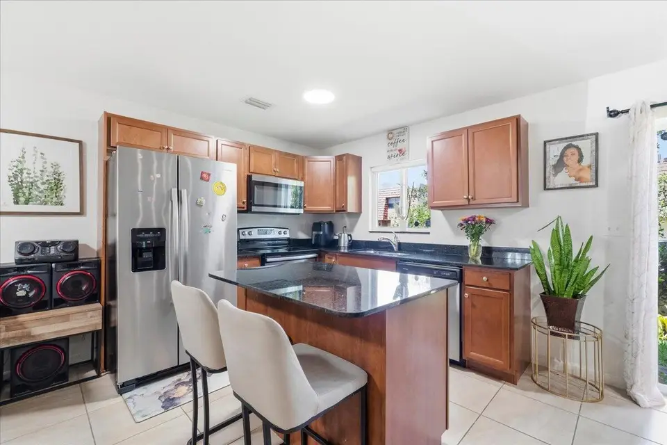 1340 SW 53rd Avenue, North Lauderdale, FL 33068