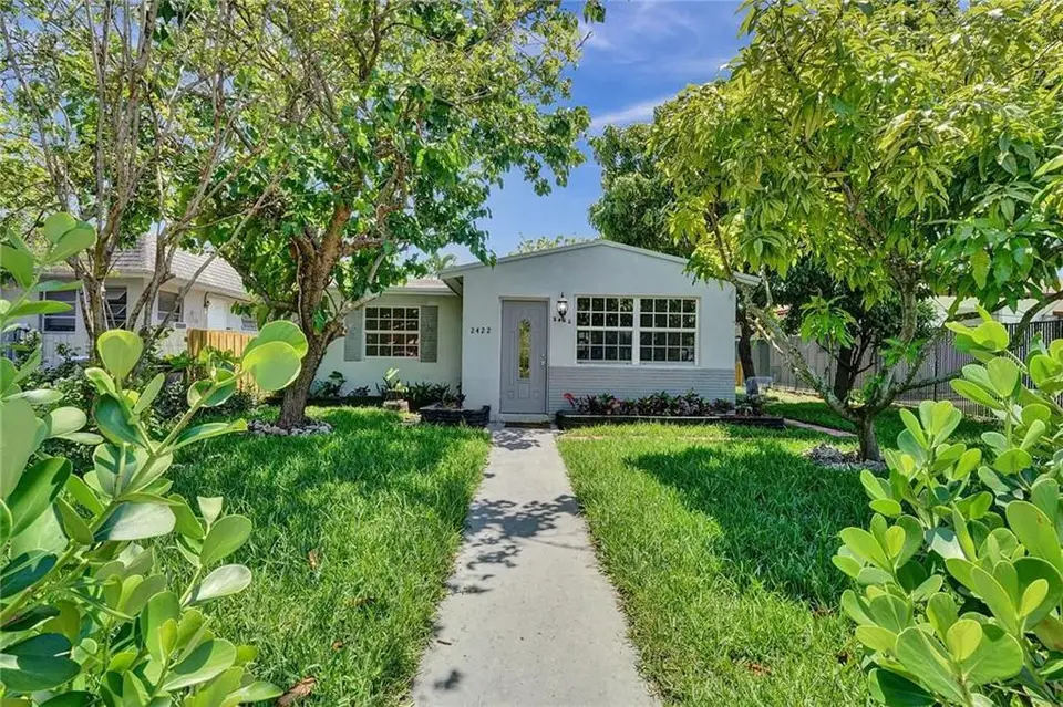 2422 Sherman Street, Hollywood, FL 33020